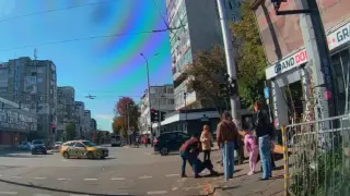Жена бе затрупана от фасада на дюнерджийница във Варна Кадри