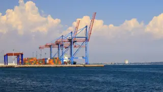 Русия порази търговски кораб край Одеса