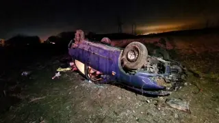 Тежка катастрофа с обърната по таван кола на пътя Айтос-Бургас