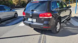 "Ти Q7-ца карал ли си?" Черен джип вбеси пешеходците в Благоевград Кадри