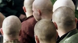 Скинари скочиха на бой на олимпийски шампион от Токио