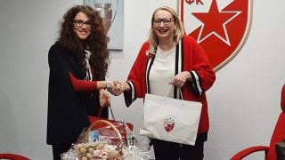 Българи подписаха с Цървена звезда СНИМКИ