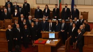 Наш футболен бос скочи на новата власт заради спиране на кранчето
