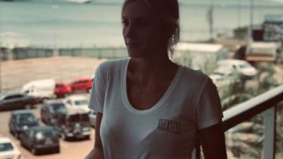 Секси съдийка е хит в мрежата със записи на... СНИМКИ 18+