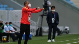 Световен шампион преговаря с тим от Висшата лига