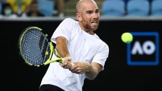 Французин си осигури сблъсък с Надал