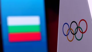 Министър Василев и Стефка Костадинова пристигнаха в Пекин