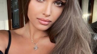 Тя ли е най-съвършената жена в света СНИМКИ 18+