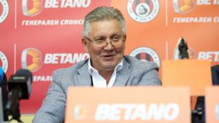 Иван Василев зарадва феновете на Локо (Сф)