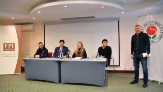 Шестима украински тенисисти вече тренират в България