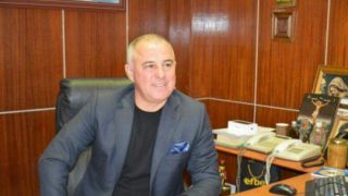 Кмет се закани да извади тим от Втора лига