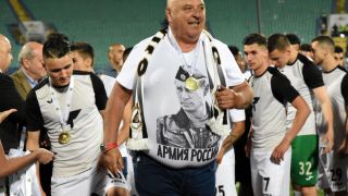Венци Стефанов пред БЛИЦ: Късно е да се науча да се навеждам
