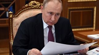 Путин с указ за специални награди