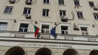 Министърът на спорта отвърна на Бербатов, разкри нещо много интересно