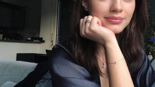 Всички полудяха по красива българка след страхотна новина СНИМКИ