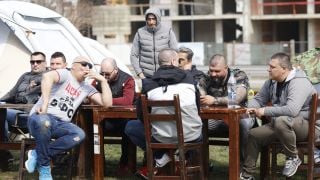 Неприятна изненада за протестиращите цесекари пред БФС СНИМКИ