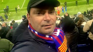 Известен наш политик донесе късмет на Барса на "Камп Ноу"