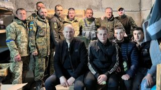 Приятел на Стоичков грабна автомата и тръгна на война с Русия СНИМКИ