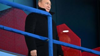 Потрес! Поляци "обесиха" Владимир Путин ВИДЕО