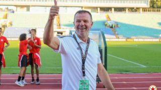 ЦСКА поздрави Стойчо Младенов
