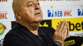Стефанов чака пари от ЦСКА, направи изненадваща прогноза пред БЛИЦ за Левски