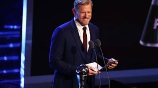 Още шест легенди в Залата на славата, един ядоса феновете
