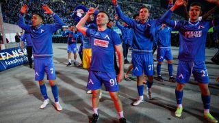 "Синята" лавина отново помита всичко