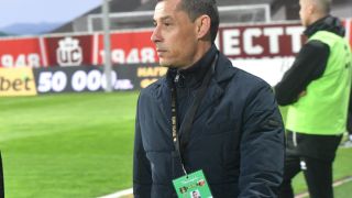 Локо (Пловдив) гласи трансферен удар с двама наши национали
