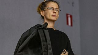 Златно момиче става на 52