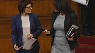 Деси Атанасова от ГЕРБ смая всички, заби мощно кроше на...