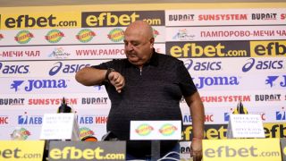 Венци Стефанов пред БЛИЦ: Вярвам, че Мартин ще завладее Барса!