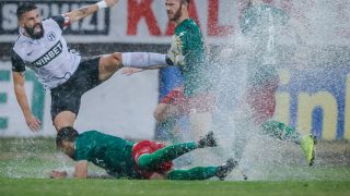 Не е за футбол: Лятна буря удари Враца СНИМКИ