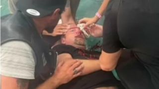 Хит в мрежата! Бесен татко яде бой на детски мач ВИДЕО