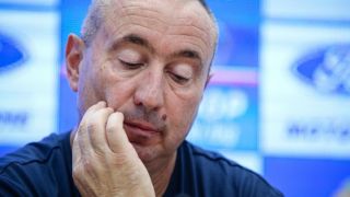 Стоилов с категорично мнение за отлагането на мачовете ВИДЕО