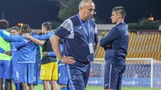 Само в БЛИЦ: Безсънна нощ за Мъри Стоилов след провала 