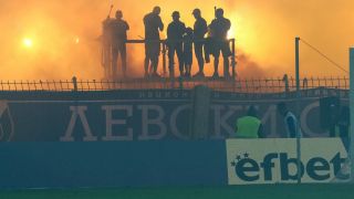 Илиана Раева в екстаз заради феновете на Левски СНИМКА