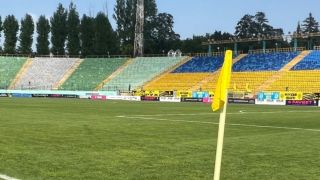 Футбол по време на война! Сигнал за бомбардировки спря мач в Украйна ВИДЕО