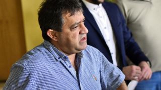 Легендарният щангист Иван Иванов ще черпи