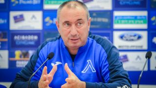 Такова нещо може да се случи само при Мъри Стоилов
