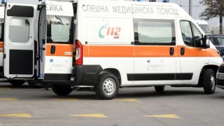 Грозни сцени във Варна: Полицай в болница след див екшън ВИДЕО