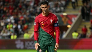 Роналдо потърси помощ заради футбола