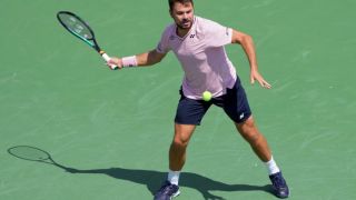 Стан Вавринка изхвърча на старта в Астана