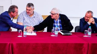Официално: Обявиха новия селекционер на България