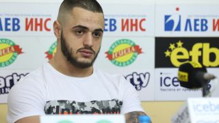 Обрат! Наш герой с пълни самопризнания