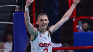 Празник за волейболна националка