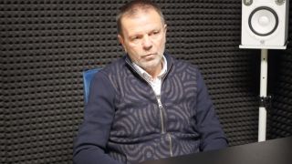 Стойчо Младенов изби рибата пред БЛИЦ LIVE: Най-после браво на Левски!