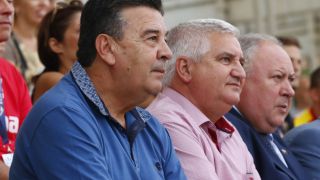 Атанас Узунов става на 67