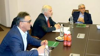 Порточанов, Баждеков и Вальо Михов на среща с българските рефери