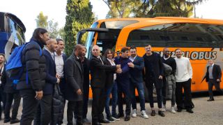 Стоичков тръгна с Факела на мира за среща с Папата ВИДЕО