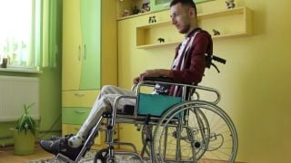 Оцелял по чудо в катастрофа наш футболист се нуждае от средства 